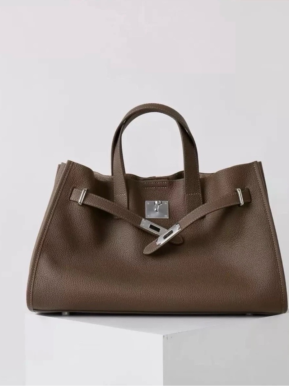 NWT Italian Cowhide Leather Taupe Handbag Purse Shoulder Bag 14.5” Designer